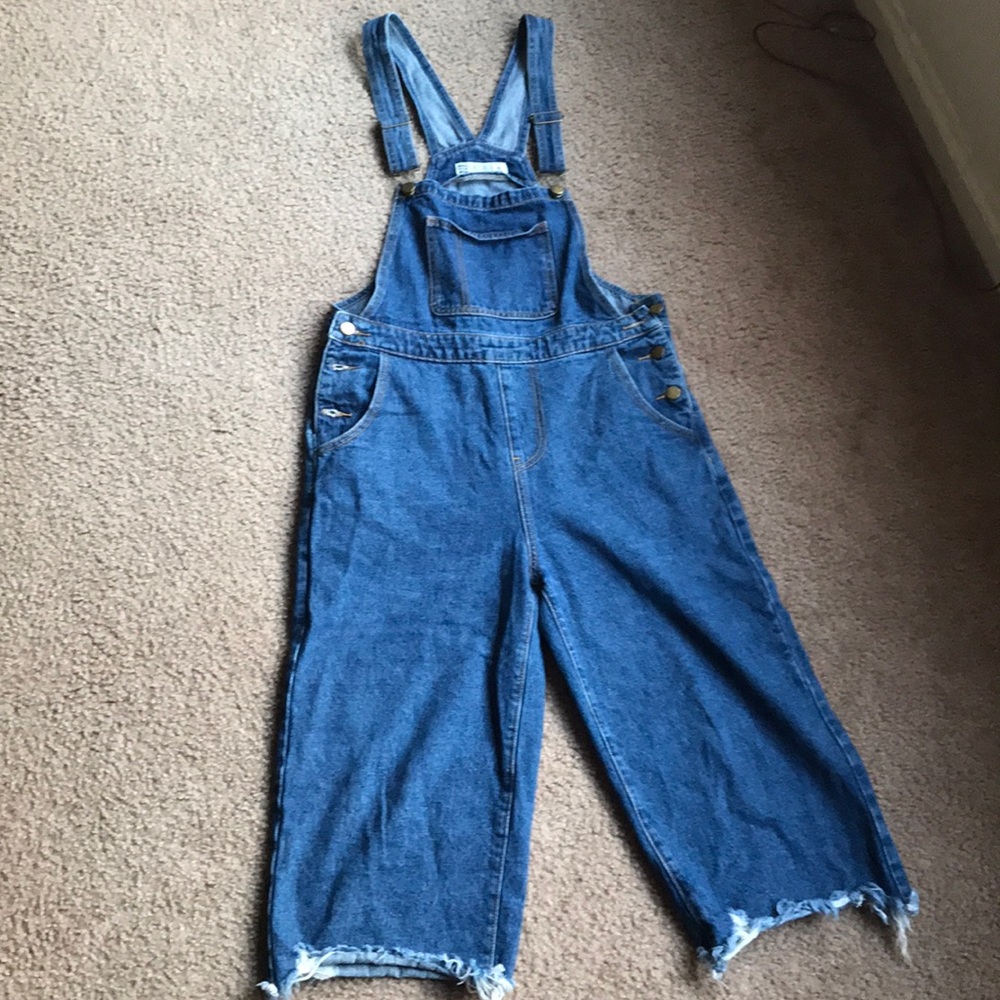 wide legs overalls